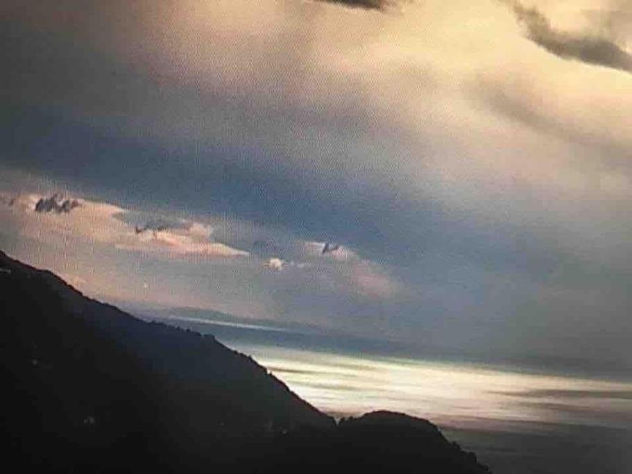 ヴェルナッツァ La Finestra Sul Mare A Drignanaヴィラ エクステリア 写真